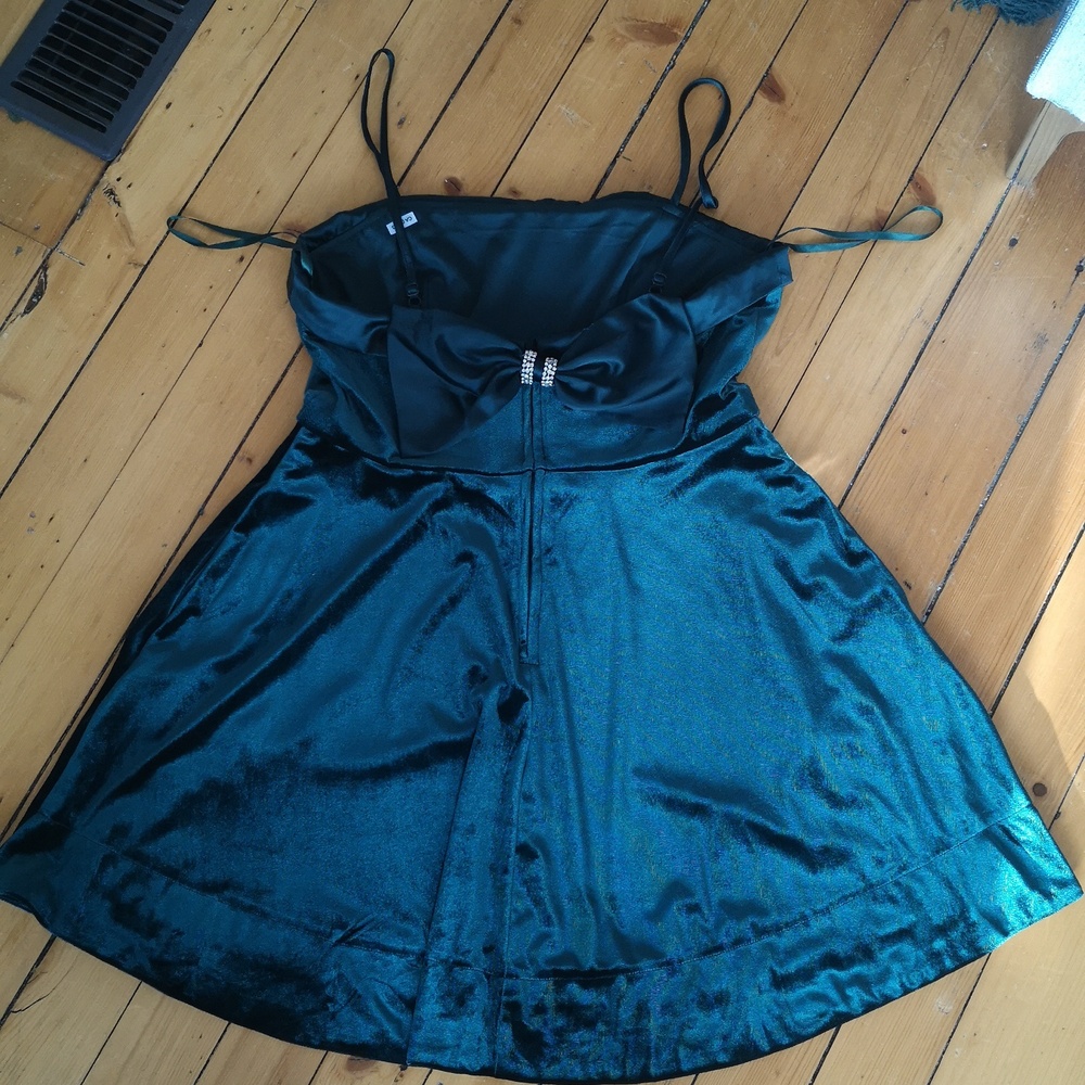 Emerald Velveteen Holiday Dress, XL - Picture 5 of 6